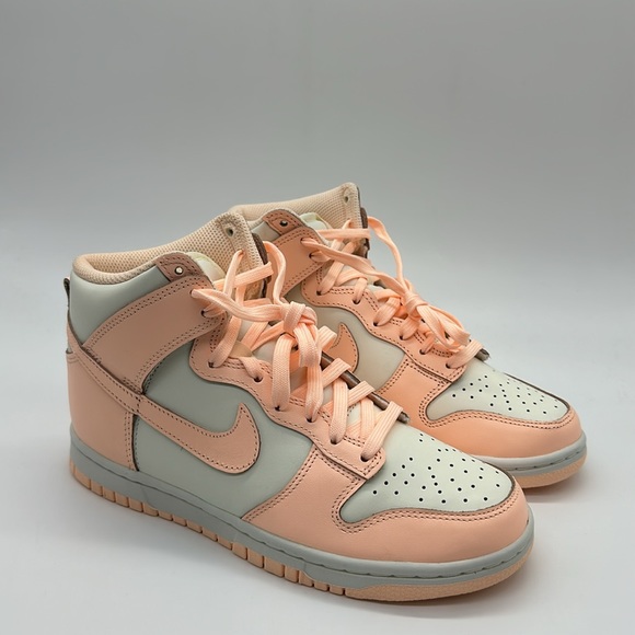 New Women’s Nike Dunk High Crimson Tint White Sail DD1869-104 NWOB - Picture 2 of 5